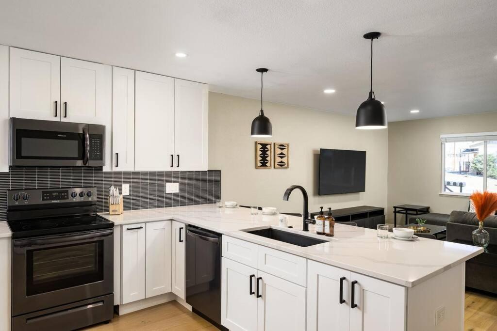 Cheerful Denver Hideaway W 2 Queen Beds Unit B Arvada Exterior foto